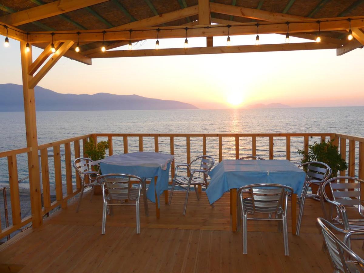 Hotel Jonufra Kaninë Kültér fotó